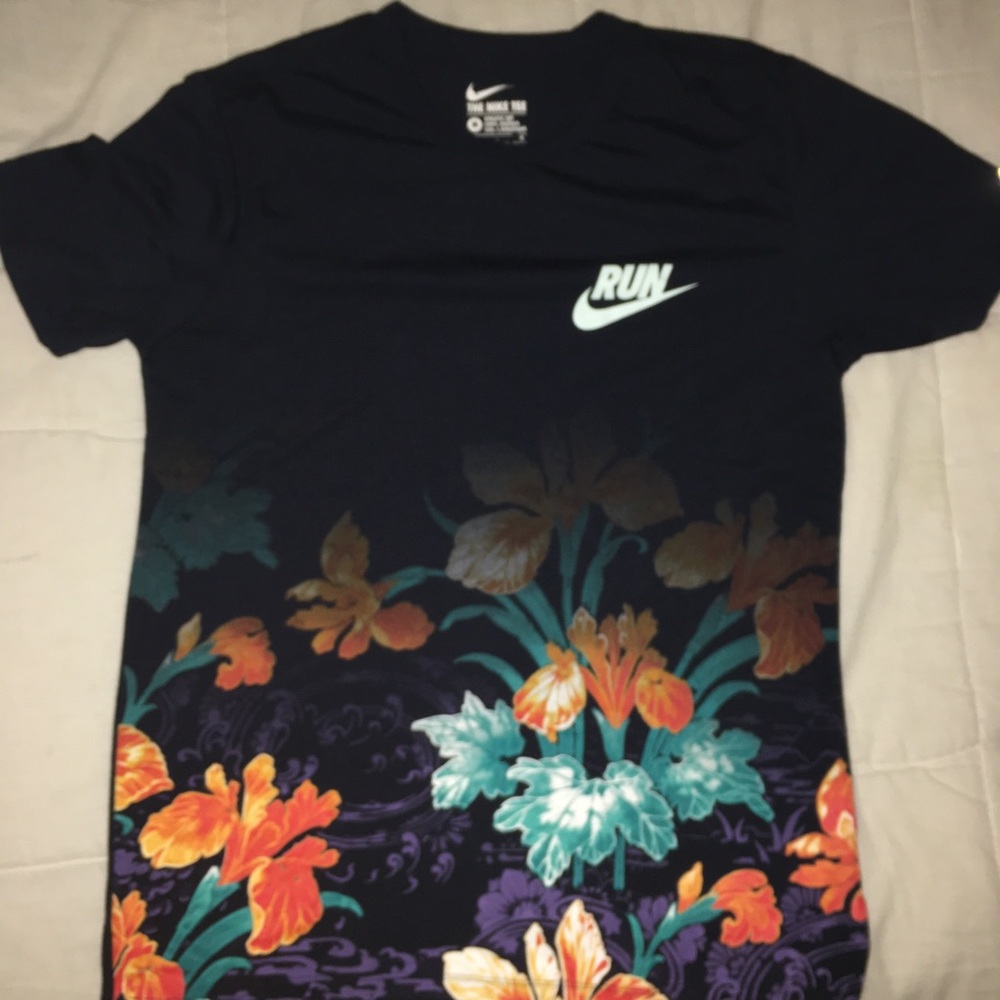 Nike Run Shirt